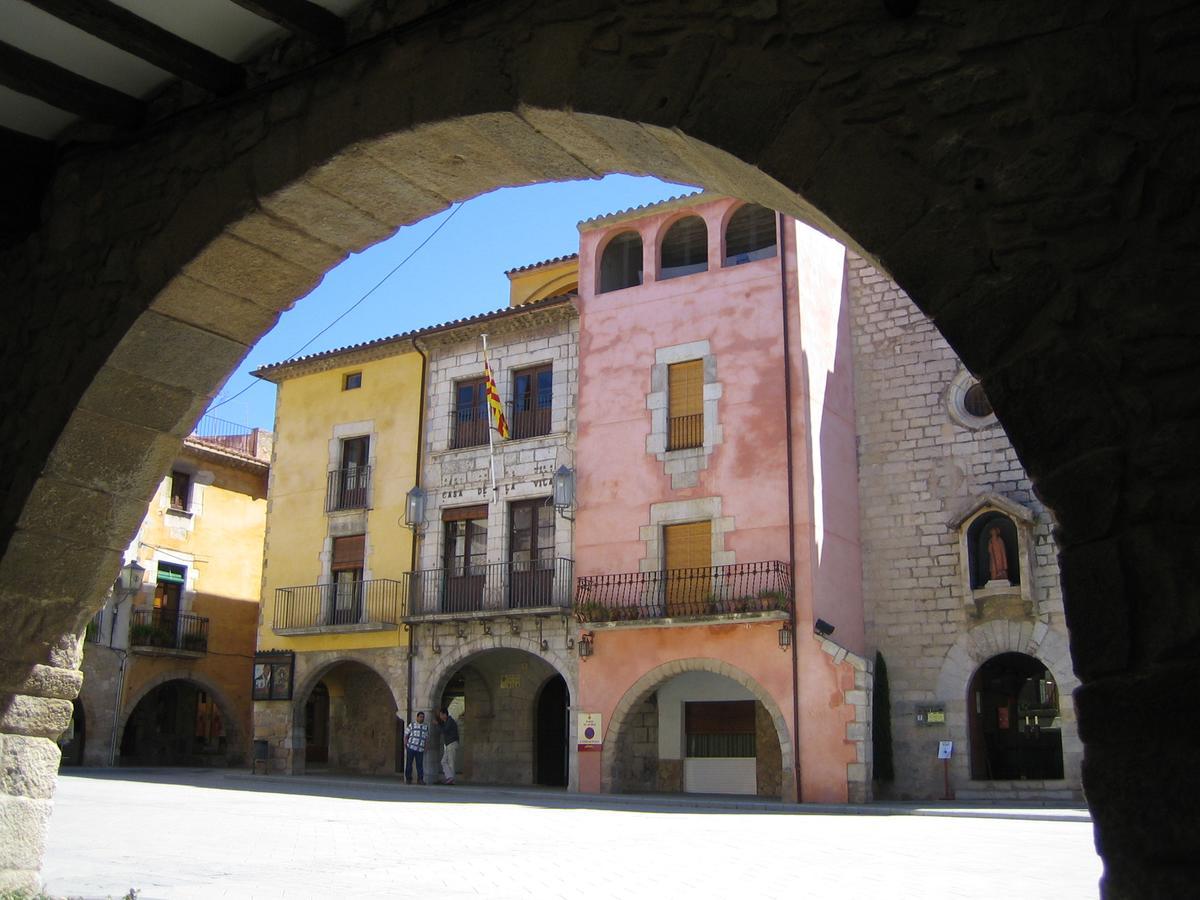 L'Encant Torroella De Montgri Exterior photo